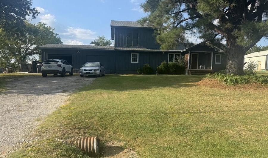 2807 McClain Rd, Ardmore, OK 73401 - 4 Beds, 2 Bath