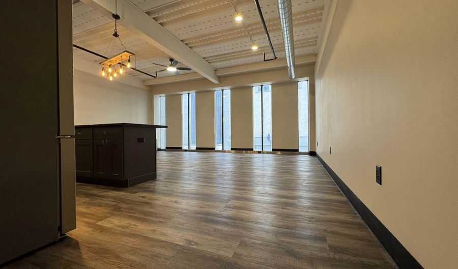 200 W College Ave 205, Appleton, WI 54911 - 3 Beds, 2 Bath