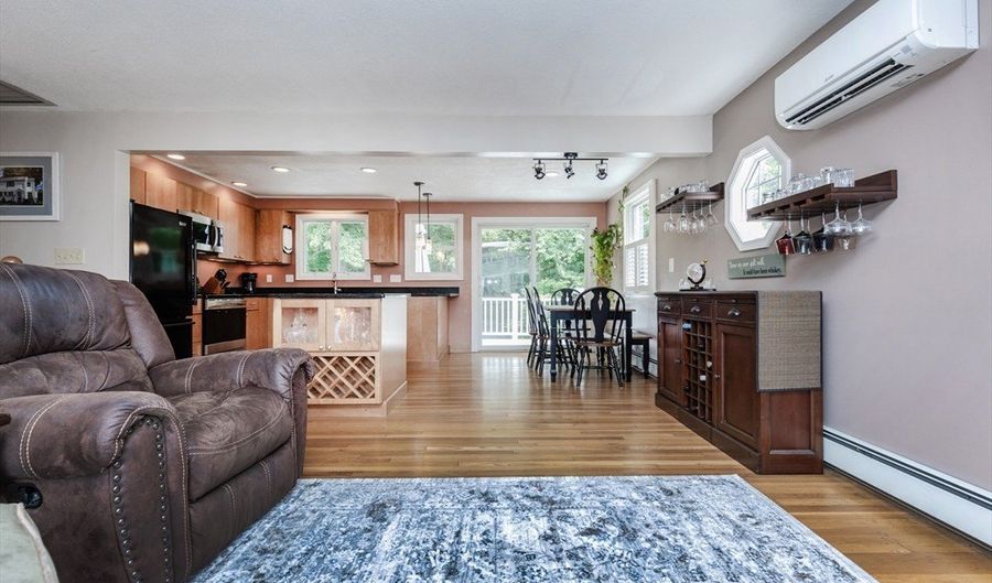 27 Hayes Ave, Beverly, MA 01915 - 3 Beds, 2 Bath