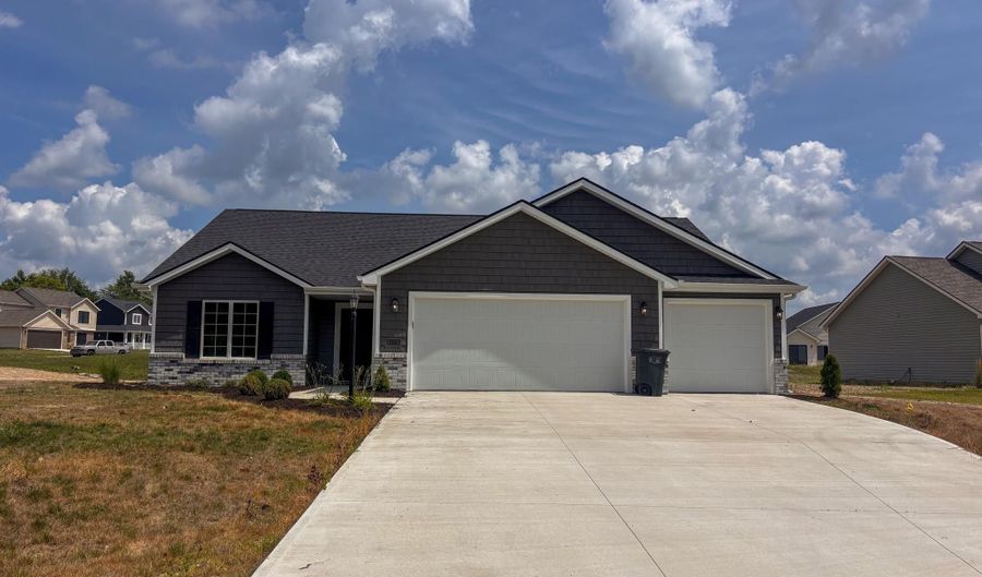 116 Oak Tree Pl, Avilla, IN 46710 - 3 Beds, 2 Bath