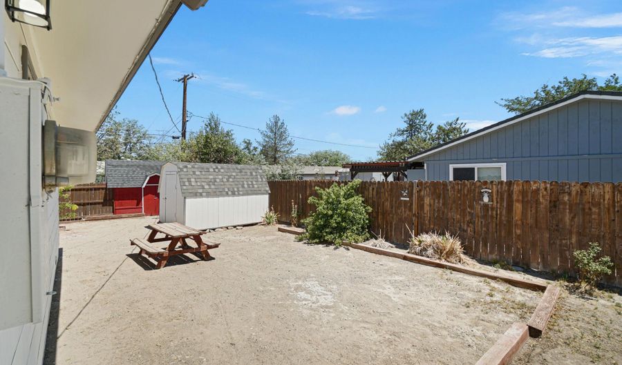 125 US Hwy 95a St, Fernley, NV 89408 - 2 Beds, 1 Bath
