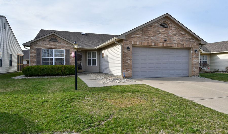 1453 Quinlan Ct, Indianapolis, IN 46217 - 3 Beds, 2 Bath