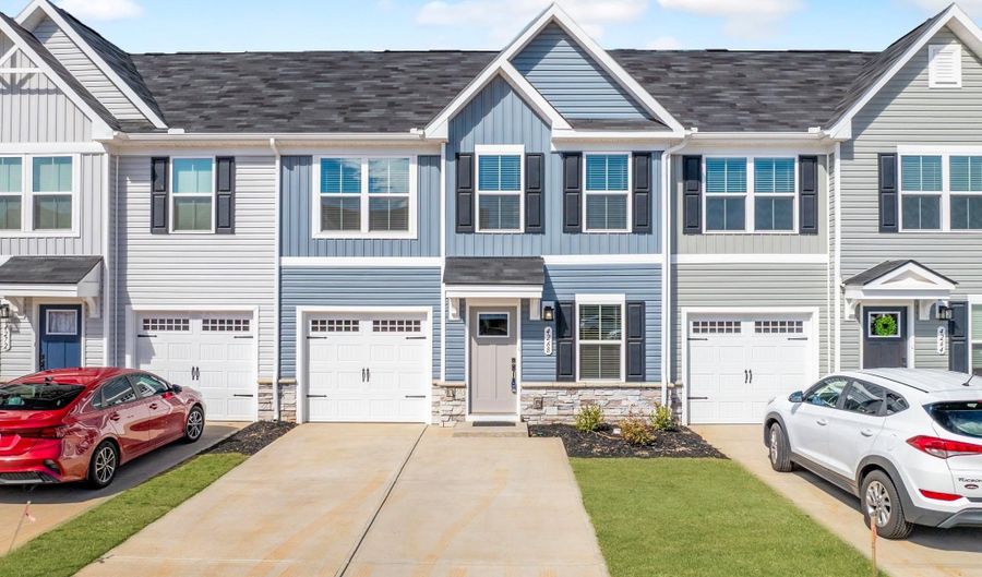 4268 Joplin Ct, Spartanburg, SC 29307 - 3 Beds, 3 Bath