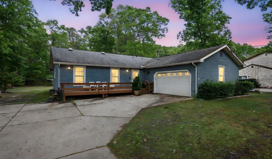 134 D Crestview Ave, Absecon, NJ 08201 - 3 Beds, 2 Bath