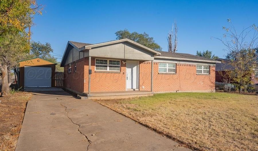 1424 GARDENIA St, Amarillo, TX 79107 - 3 Beds, 2 Bath