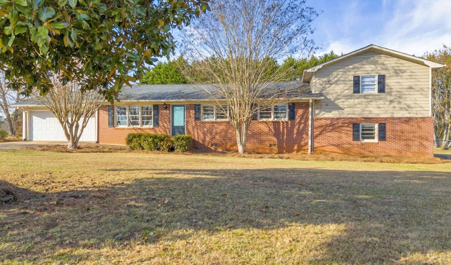 476 Brock Rd, Athens, GA 30607 - 3 Beds, 2 Bath