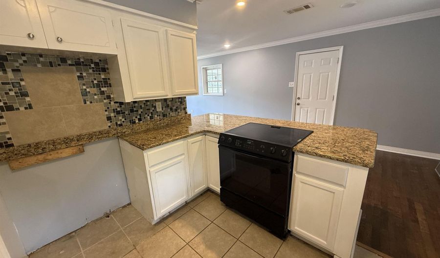 1007 Montclair St, Benton, AR 72015 - 3 Beds, 1 Bath
