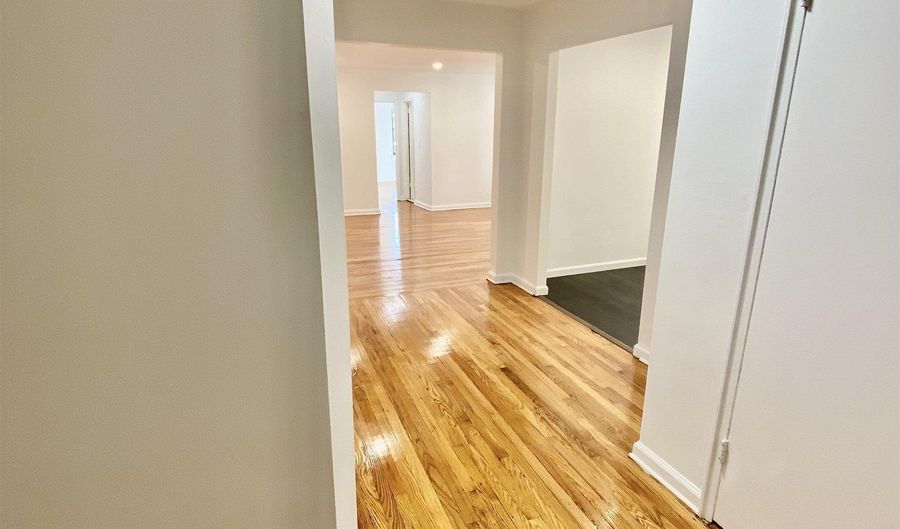 1011 AVENUE C 125, Bayonne, NJ 07002 - 1 Beds, 1 Bath