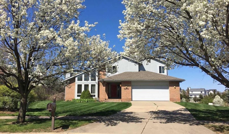 3240 Bellflower Ct, Ann Arbor, MI 48103 - 4 Beds, 3 Bath