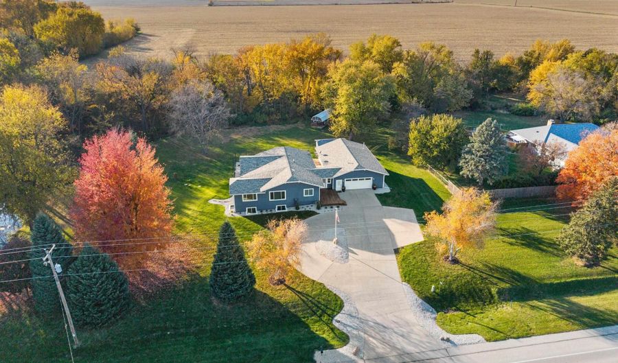 6235 Us Highway 69, Ames, IA 50010 - 5 Beds, 4 Bath