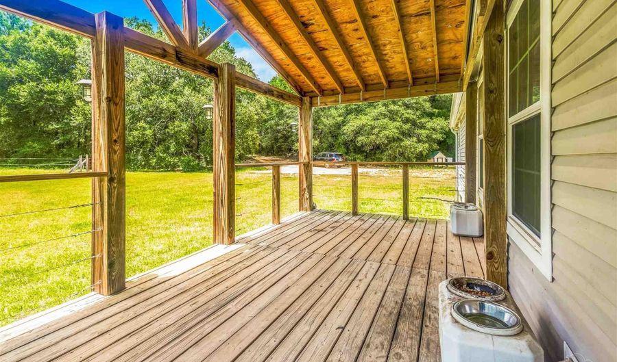 390 Brooks Rd, Baker, FL 32531 - 3 Beds, 2 Bath