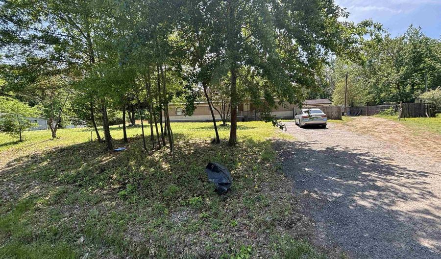 251 Trailwood Dr, Austin, AR 72007 - 3 Beds, 2 Bath