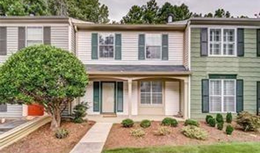 2906 Queen Anne Ct, Sandy Springs, GA 30350 - 2 Beds, 3 Bath