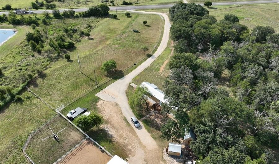 16515 N US Highway 281, Hico, TX 76457 - 2 Beds, 2 Bath