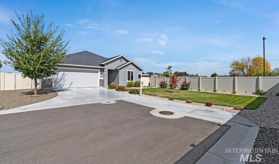 11518 Maidstone Dr, Caldwell, ID 83605 - 3 Beds, 2 Bath