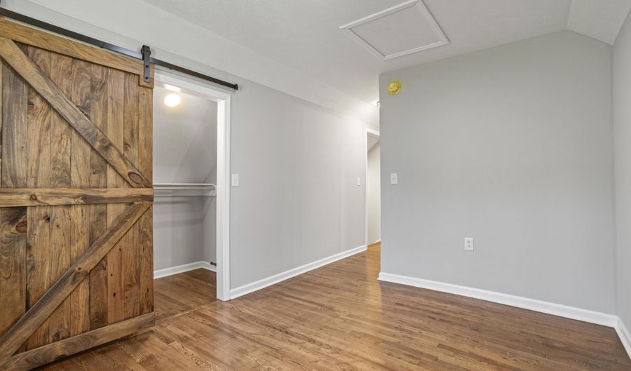 10114 Hayters Gap Rd, Abingdon, VA 24210 - 3 Beds, 2 Bath