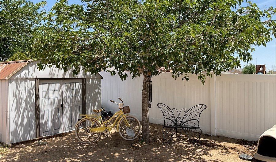 17911 Juniper St, Adelanto, CA 92301 - 3 Beds, 2 Bath
