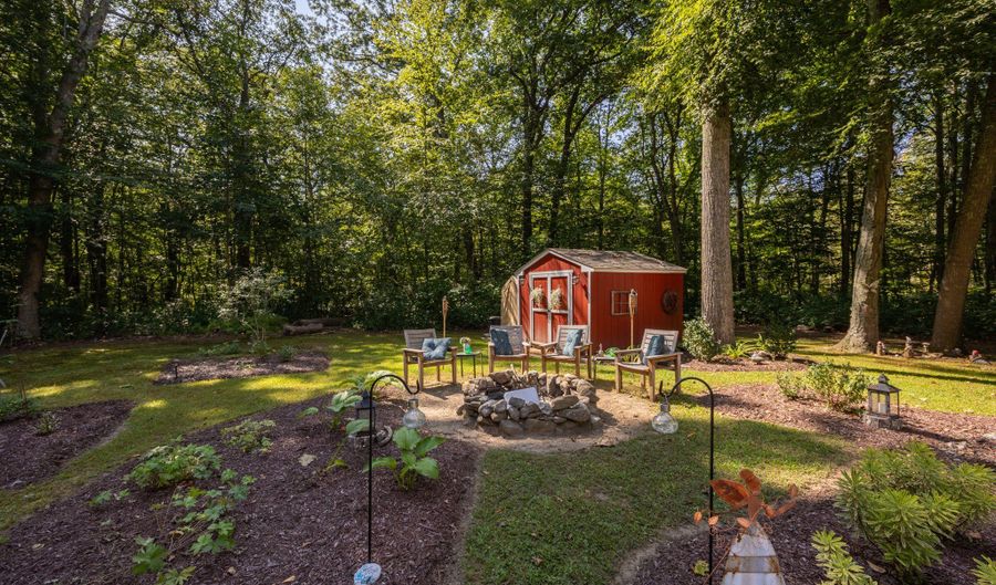 7 Stephens Ct, Clinton, CT 06413 - 1 Beds, 1 Bath