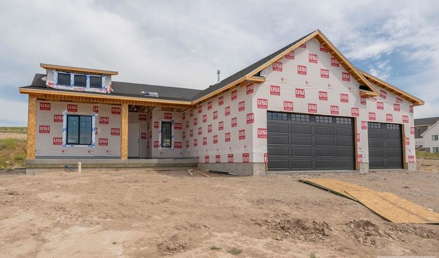 3669 Purple Sage Dr, Ammon, ID 83406 - 3 Beds, 2 Bath