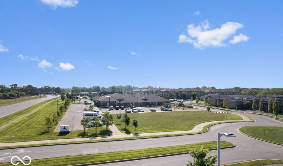 727 Crystal Farms Dr, Avon, IN 46123 - 3 Beds, 2 Bath