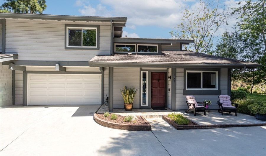 7300 E Singingwood, Anaheim, CA 92808 - 2 Beds, 3 Bath