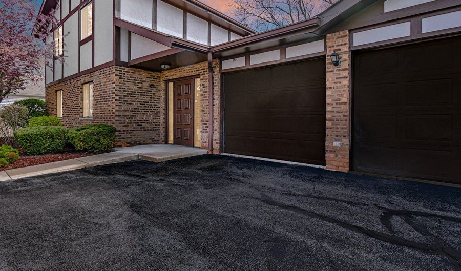 5100 W 122nd St 2B, Alsip, IL 60803 - 2 Beds, 2 Bath