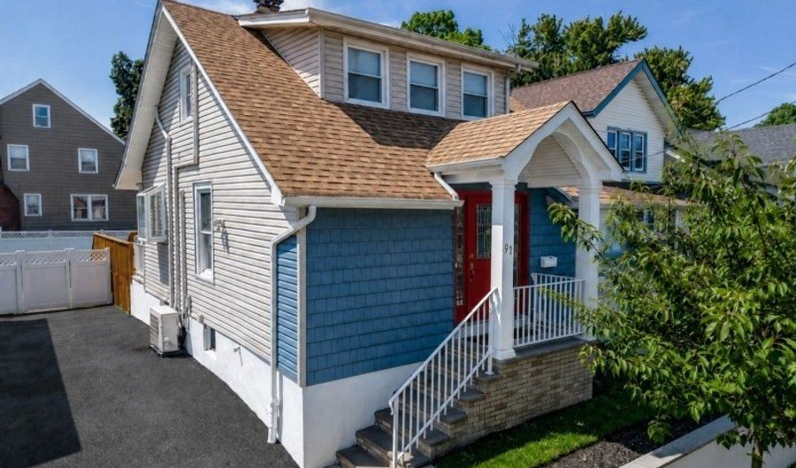 91 Tiona Ave, Belleville, NJ 07109 - 2 Beds, 3 Bath