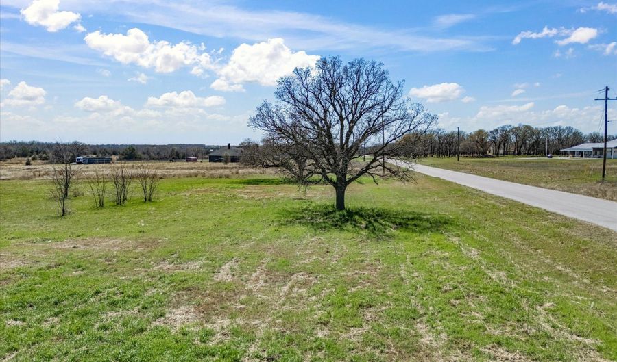 160 Rolling Hills Blvd, Alvord, TX 76225 - 0 Beds, 0 Bath