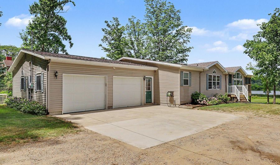 3069 Perch Dr, Allegan, MI 49010 - 3 Beds, 2 Bath
