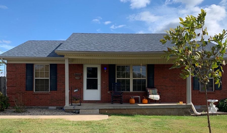 137 Kenton Dr, Bardstown, KY 40004 - 3 Beds, 2 Bath