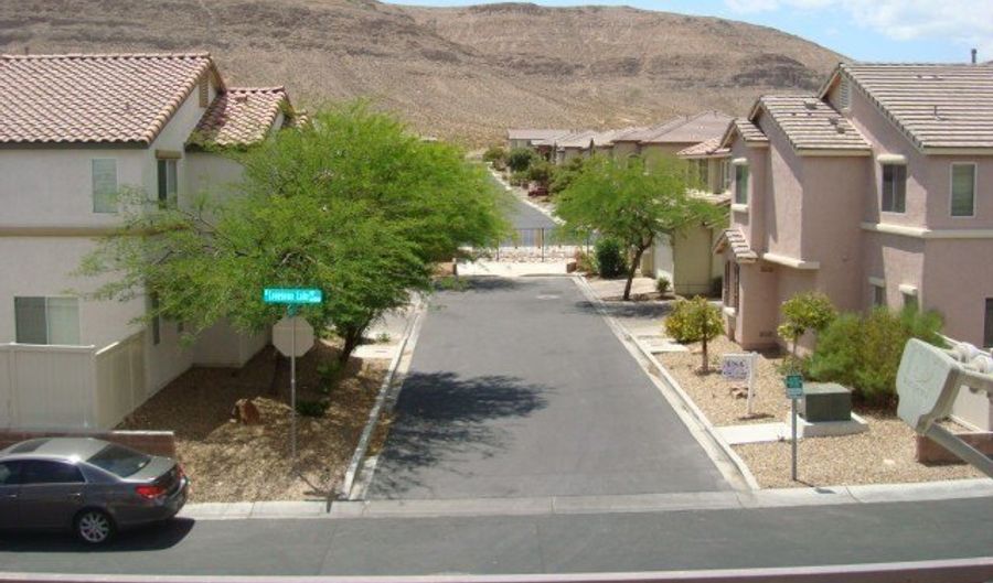 6388 Lonesome Lake St, Las Vegas, NV 89148 - 2 Beds, 3 Bath