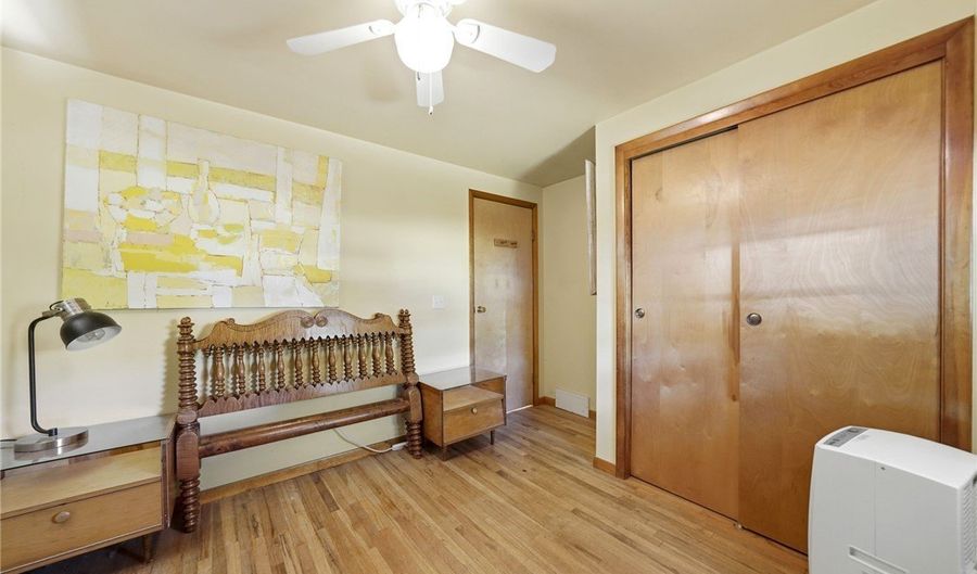 19 Shepard Ave, Akron, NY 14001 - 2 Beds, 1 Bath