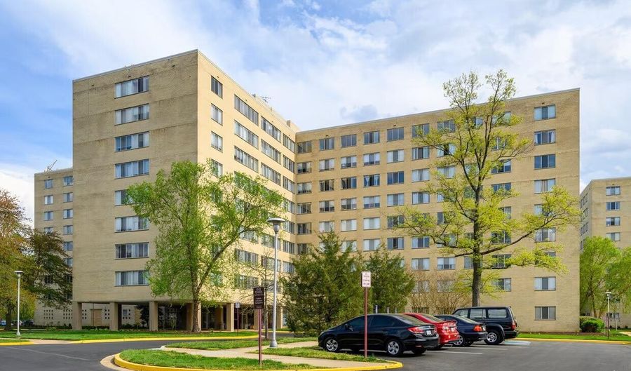 6641 WAKEFIELD Dr 204, Alexandria, VA 22307 - 0 Beds, 1 Bath