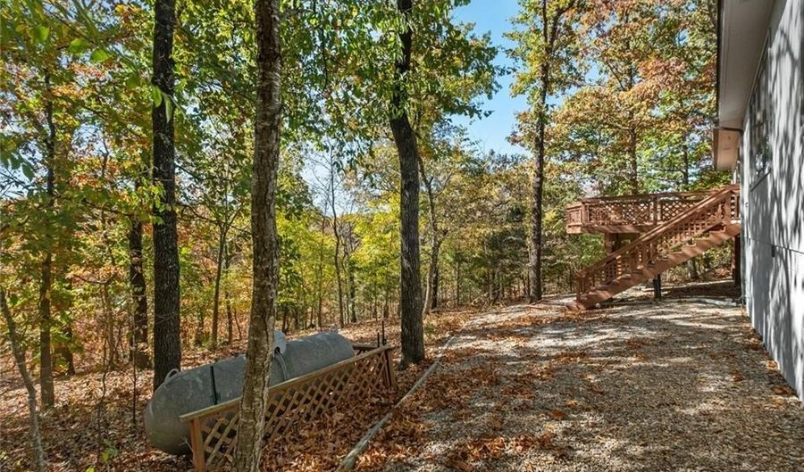 36 Kensington Dr, Bella Vista, AR 72715 - 3 Beds, 3 Bath