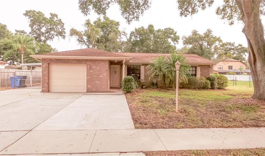 2008 WHISPERING SANDS Ct, Dover, FL 33527 - 3 Beds, 2 Bath