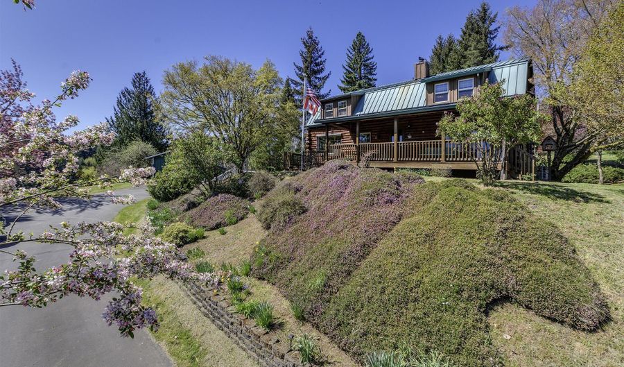 44800 NW ELK MOUNTAIN Rd, Banks, OR 97106 - 4 Beds, 3 Bath