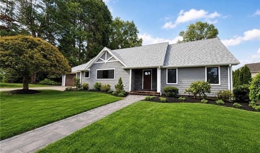 61 Applegate Rd, Cranston, RI 02920 - 4 Beds, 3 Bath