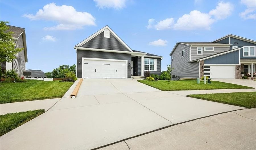 213 Dell View Dr, Arnold, MO 63010 - 4 Beds, 3 Bath