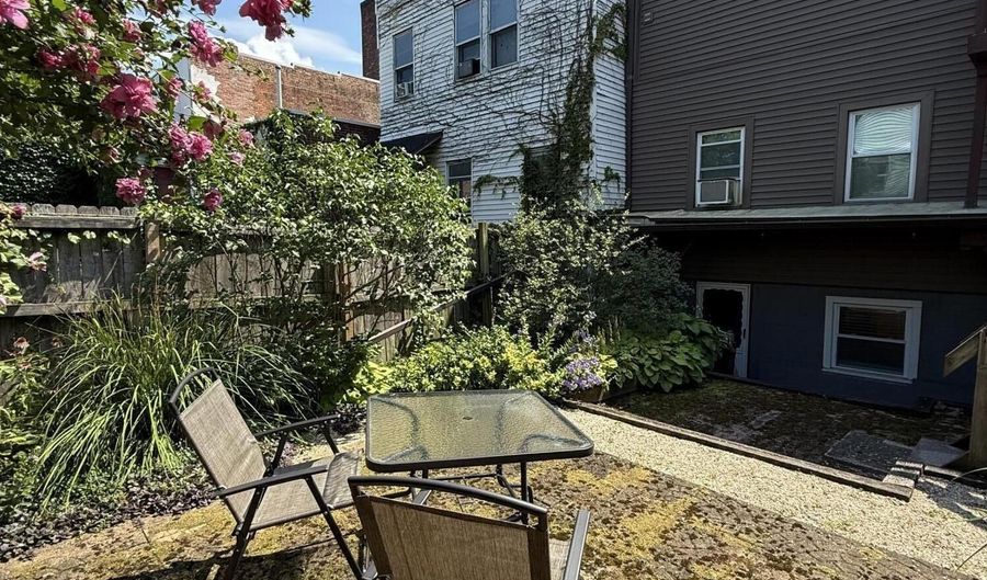 31 Elm St Garden, Albany, NY 12202 - 1 Beds, 1 Bath