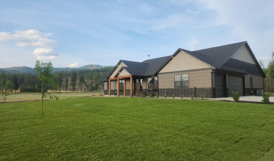 969 Flying Geese Way, Blanchard, ID 83804 - 4 Beds, 3 Bath