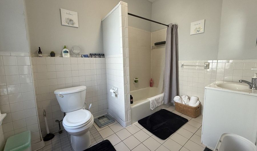 94 Mount Pleasant Ave 1, Boston, MA 02119 - 1 Beds, 1 Bath