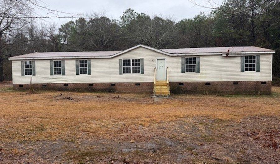 95 Eric Ln, Autryville, NC 28318 - 4 Beds, 2 Bath