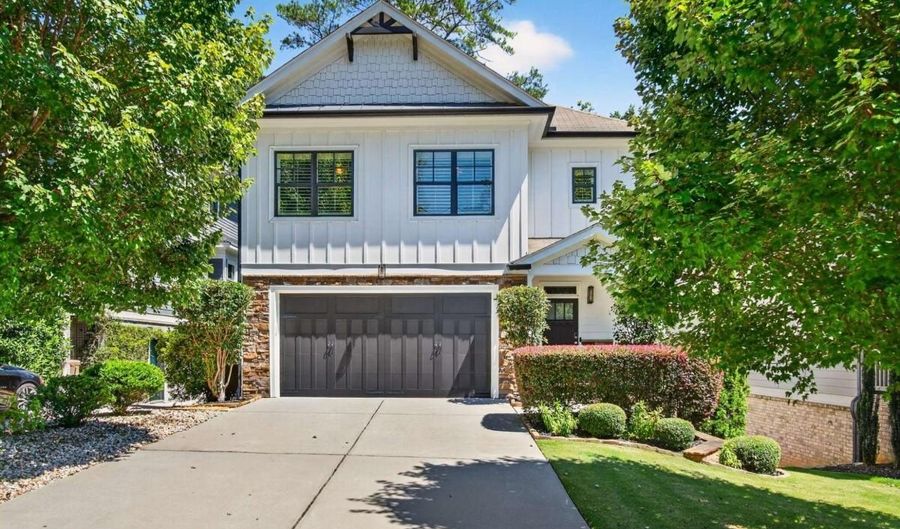 2603 Apple Vly, Atlanta, GA 30319 - 4 Beds, 4 Bath