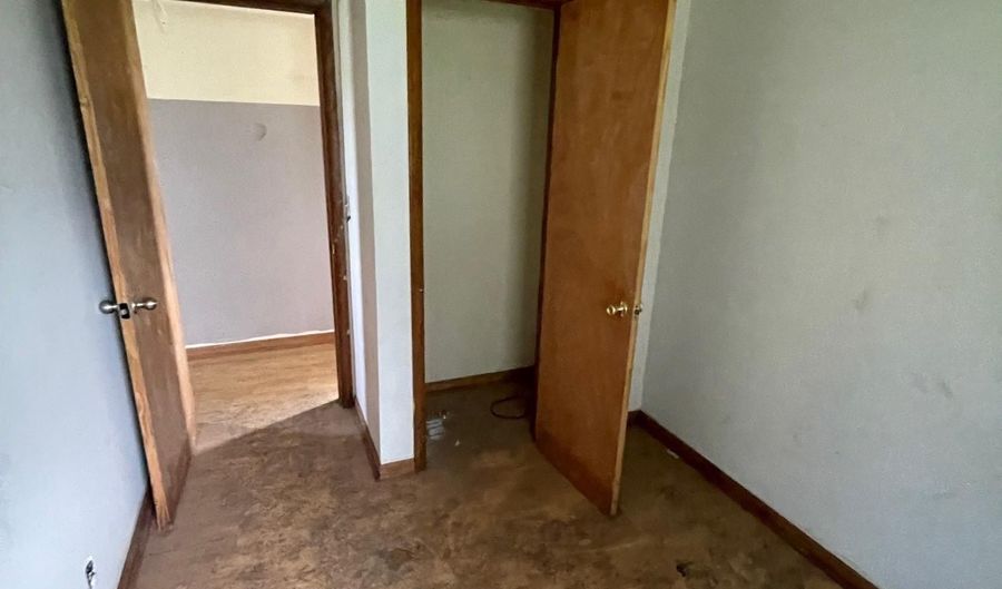 7372 7392 N Pine Bluff Rd, Bicknell, IN 47512 - 2 Beds, 1 Bath