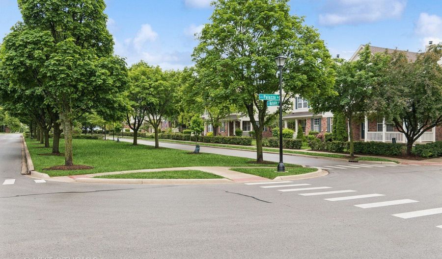 66 N Palazzo Dr, Addison, IL 60101 - 2 Beds, 2 Bath