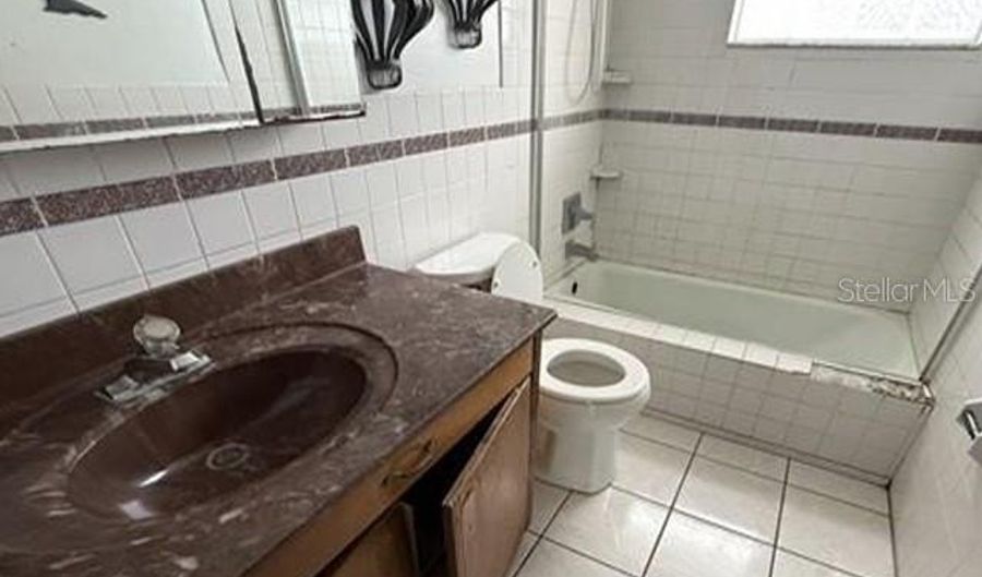 1129 SW GOLDEN Ave, Arcadia, FL 34266 - 3 Beds, 10 Bath