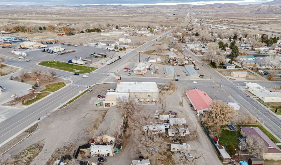 915 Chestnut St, Carlin, NV 89822 - 0 Beds, 2 Bath