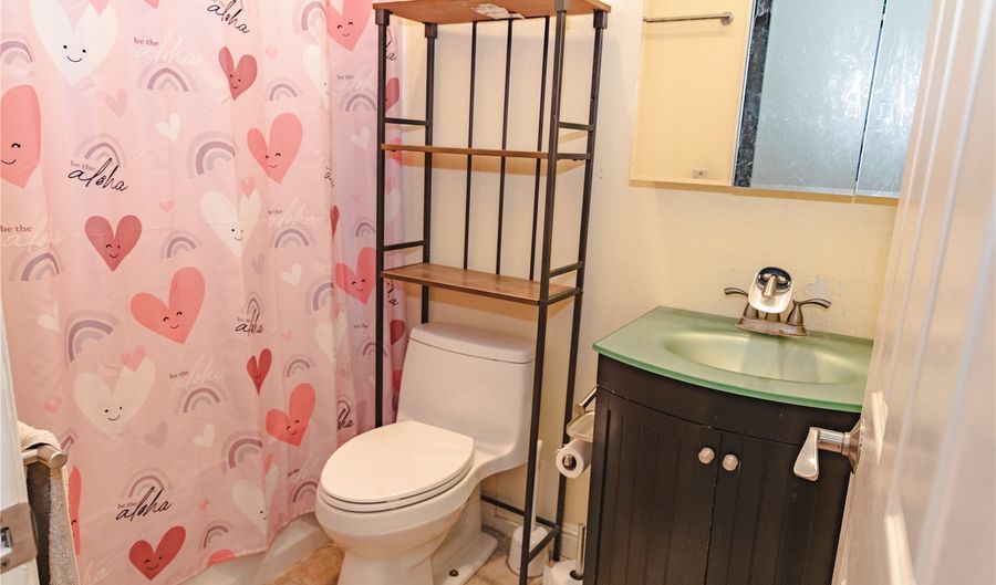 91-1019 Opuku St B, Kapolei, HI 96707 - 3 Beds, 2 Bath