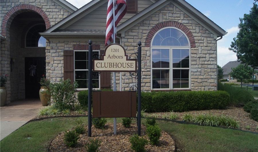 2500 SW Fallow St, Bentonville, AR 72713 - 2 Beds, 2 Bath