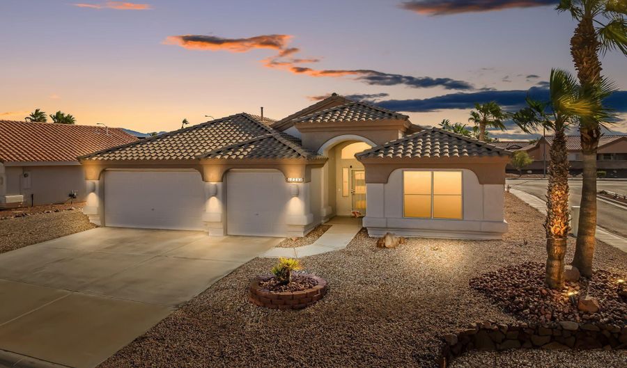 2264 Mountainside Dr, Bullhead City, AZ 86442 - 3 Beds, 2 Bath